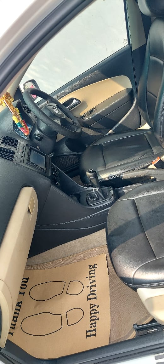 Volkswagen Polo(2016-2019) Highline Plus 1.0 P